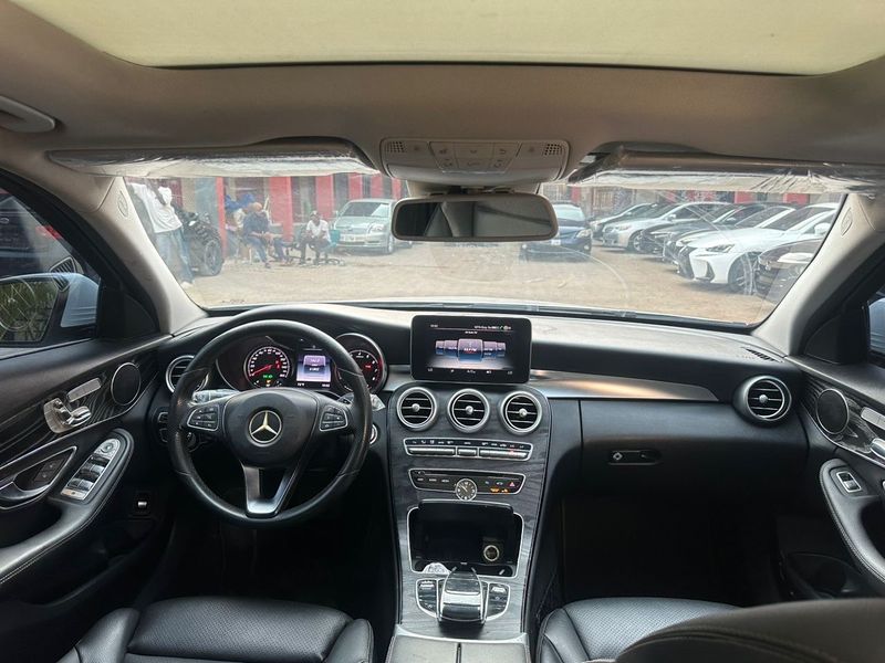 Thumbnail 4 of 2016 Mercedes-Benz C-Class C300